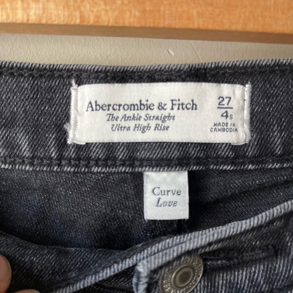 Abercrombie and fitch Curve Love Ultra High Rise Ankle Straight Washed Grey 27 - Picture 10 of 16